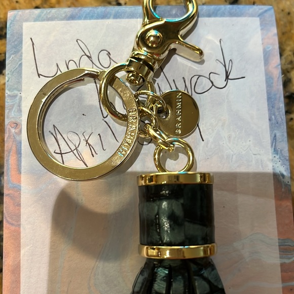 Htf Brahmin verdigris large tassel - Picture 2 of 2